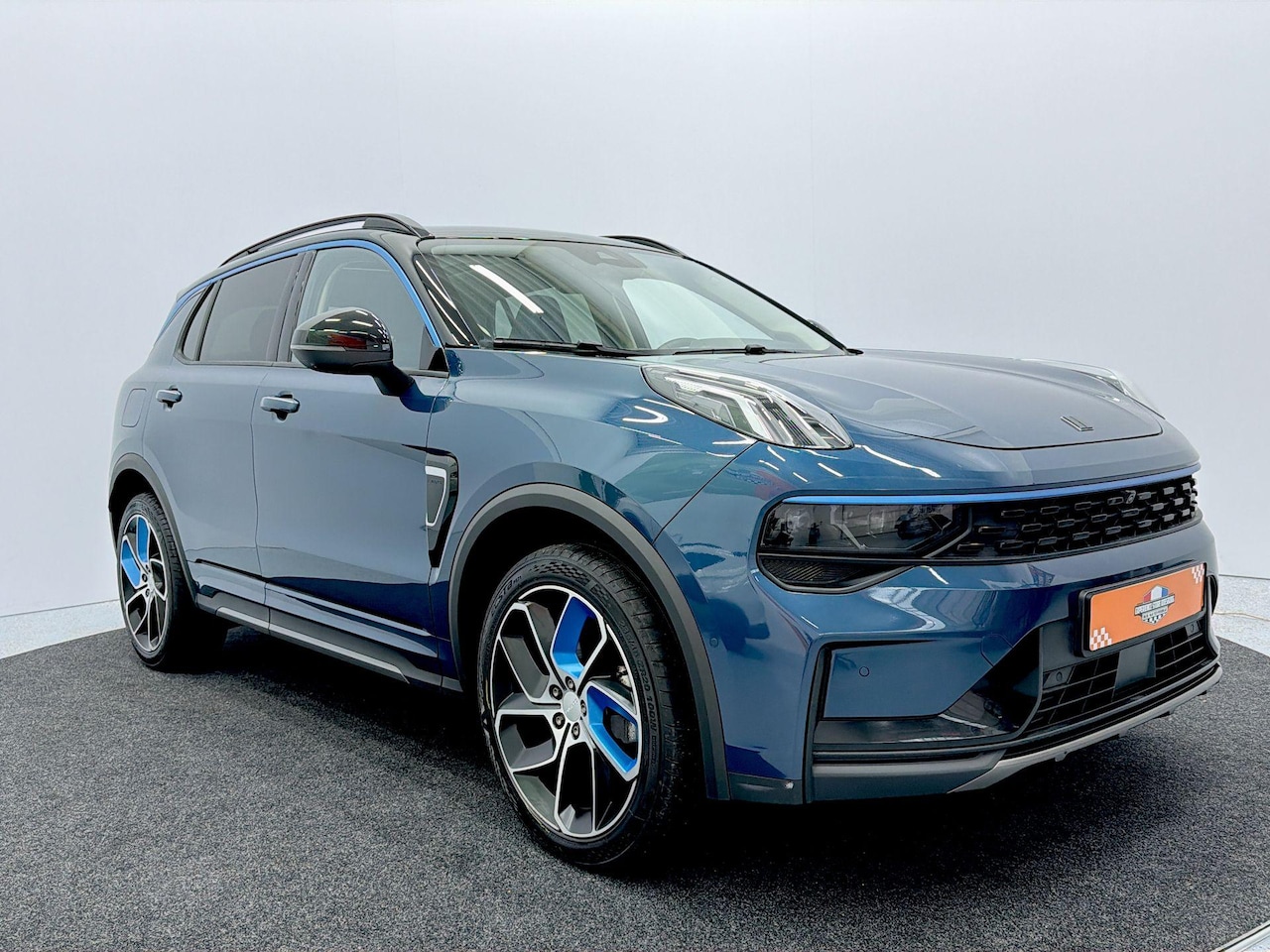 Lynk & Co 01 - 1.5 MY22 - Comfortabel, compleet en zorgeloos rijden! - AutoWereld.nl