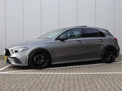 Mercedes-Benz A-klasse - 180 AMG-line | Sfeerverlichting | Panoramadak | NAP