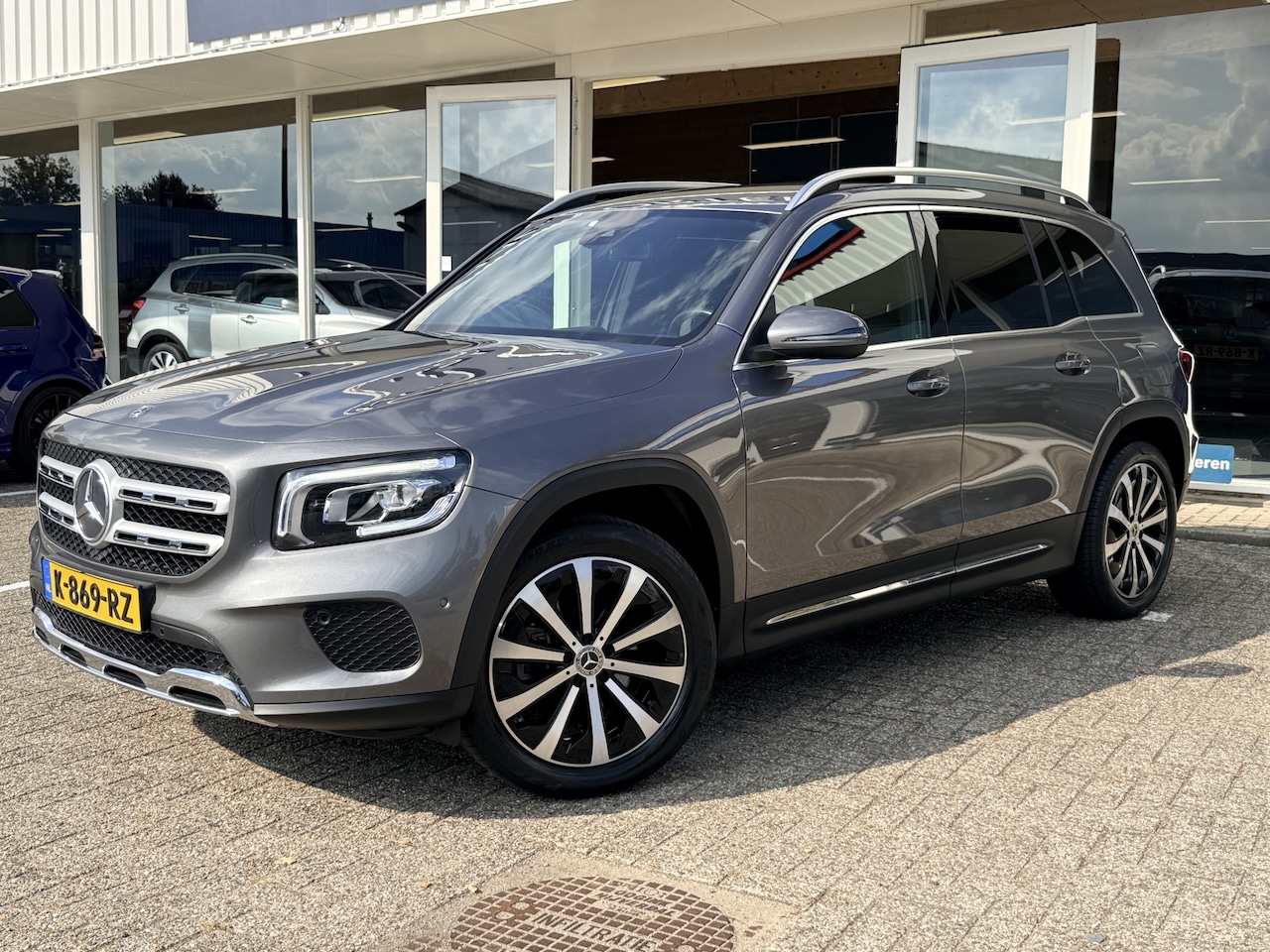 Mercedes-Benz GLB - 200 7p. | Automaat | LED | Navi | Sportstoelen | DAB | Bluetooth | PDC v+a incl. Camera | - AutoWereld.nl