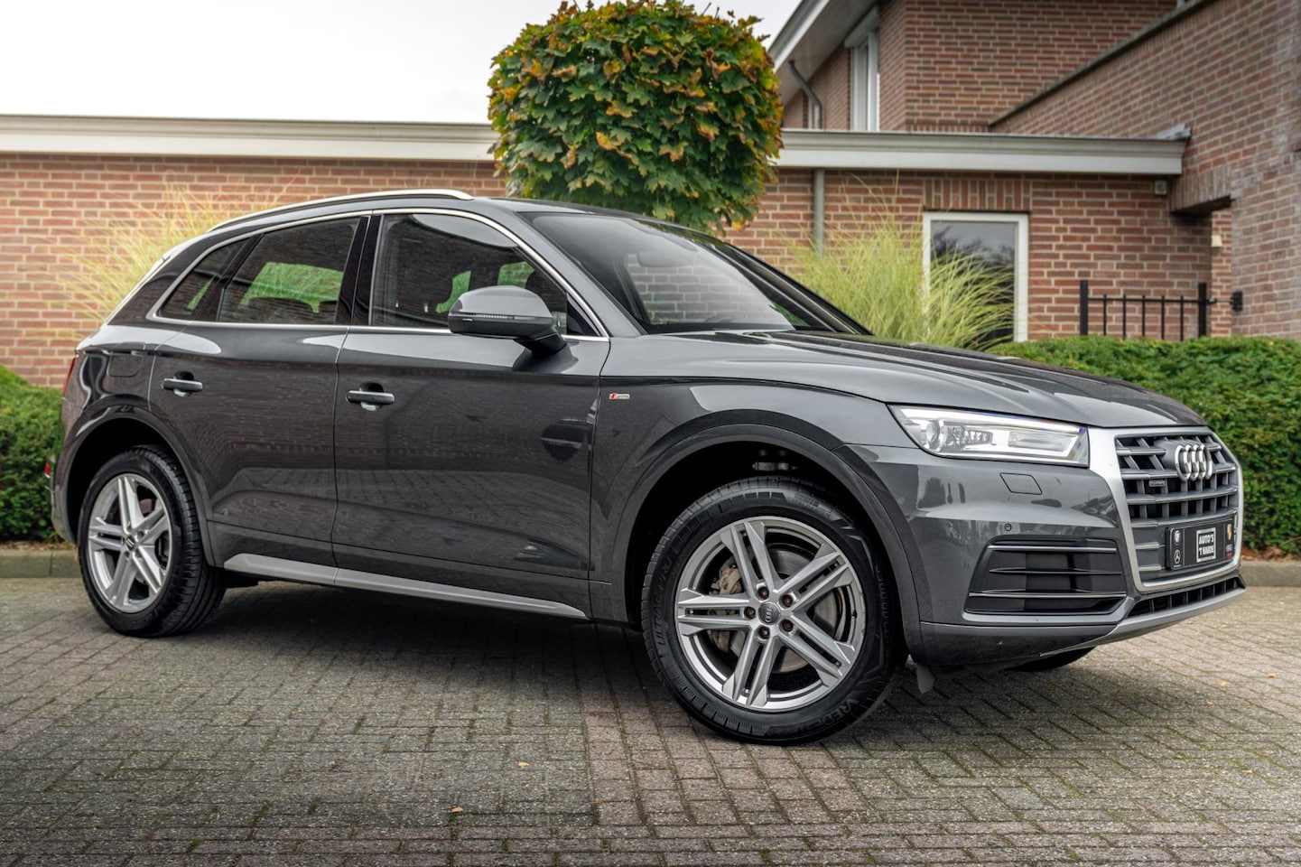 Audi Q5 - 2.0 TFSI Quattro Sport S Line Edition 252 PK Aut. Pano Stoelverwarming Xenon 19'' - AutoWereld.nl