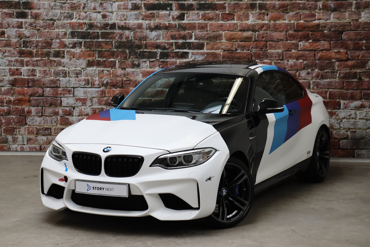 BMW 2-serie Coupé - M2 DCT / Schuif-/kanteldak / 19 Inch / Harman Kardon / Extra Getint Glas / Leder / Achteru - AutoWereld.nl