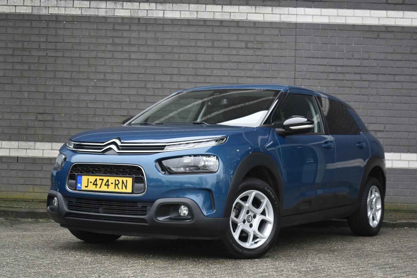 Citroën C4 Cactus - 1.2 PureTech Business Navi Carplay Camera 110 PK - AutoWereld.nl