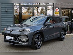 Volkswagen Tayron - 1.5 eHybrid 272PK R-Line Black Style IQ.Light HD/Pano/Keyless/360/DCC/ACC/Dodehoek/20"/Tre