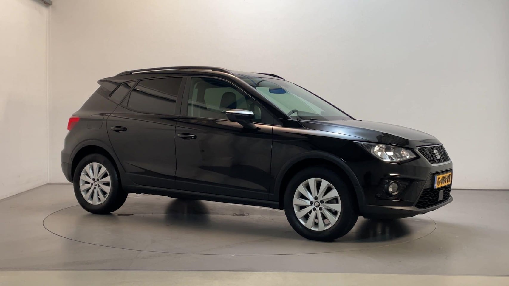 SEAT Arona - 1.0 TSI Style Alcantara Navigatie Stoelverwarming Parkeersensoren - AutoWereld.nl