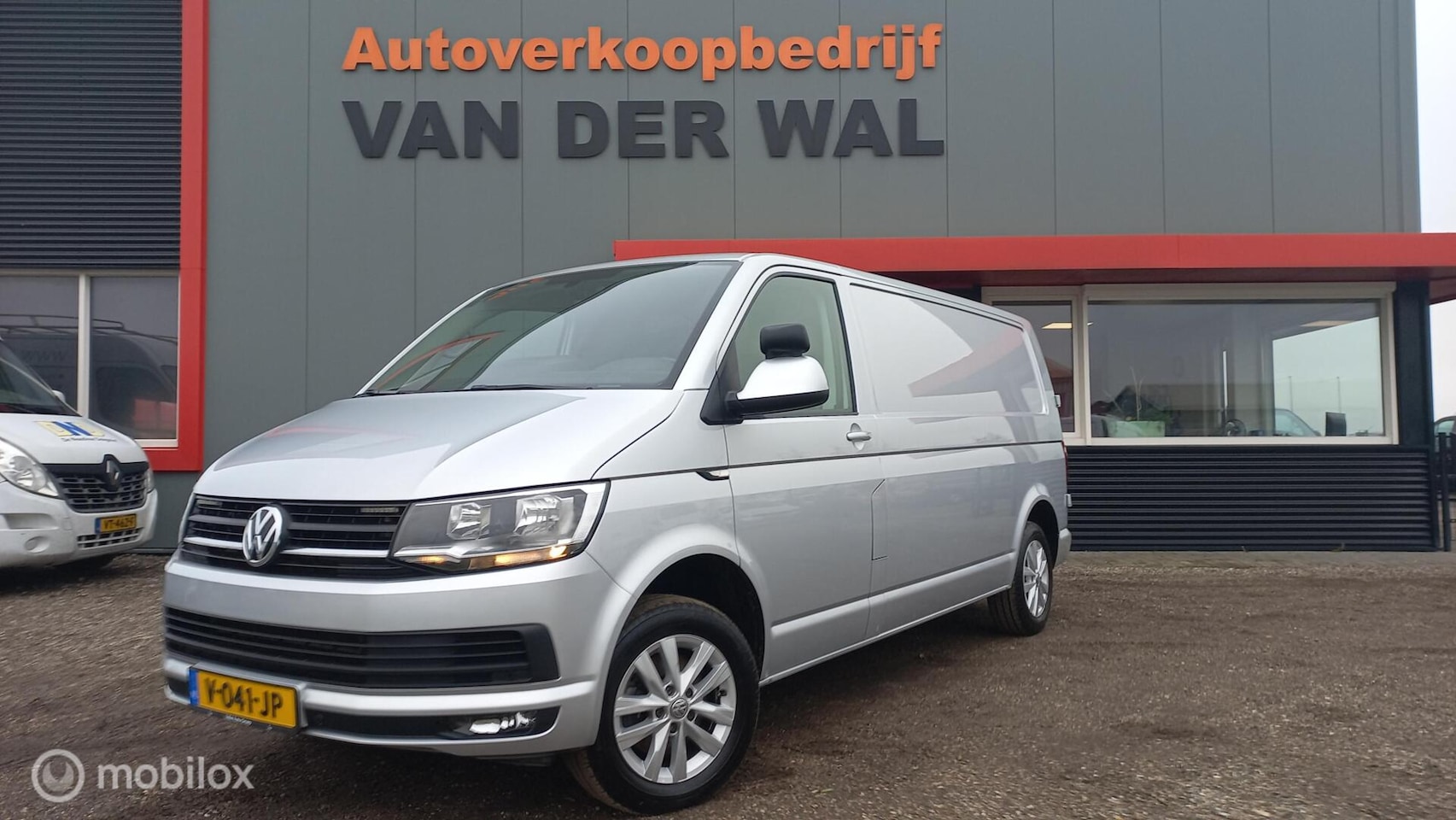 Volkswagen Transporter - 2.0 TDI L2H1 Highline 2.0 TDI L2H1 Highline - AutoWereld.nl