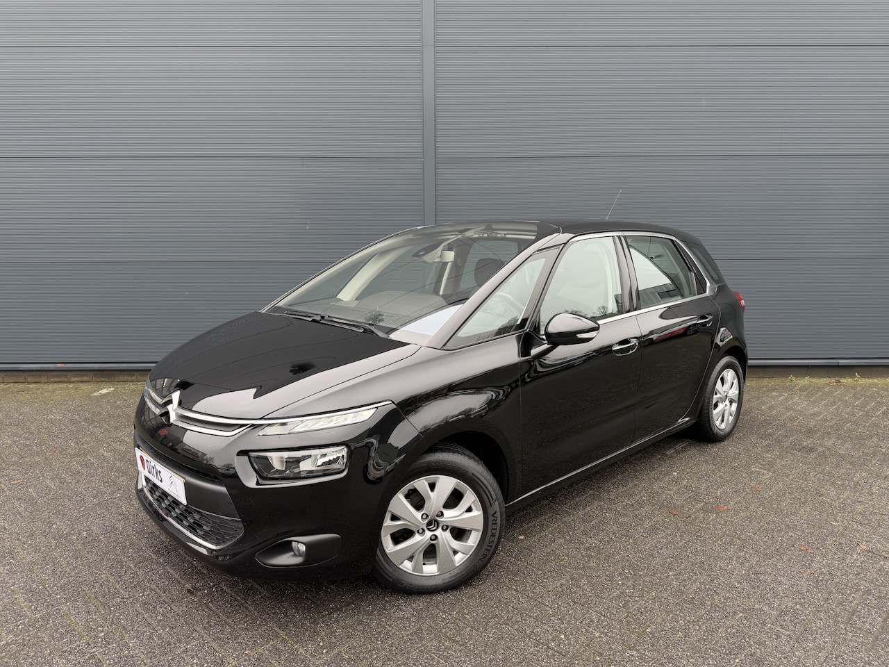 Citroën C4 Picasso - 130pk Business (Trekhaak - Keyless Entry - Automatische Airco - Navigatie - Parkeersensore - AutoWereld.nl
