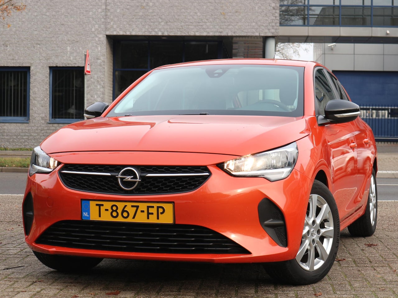 Opel Corsa - 1.2 Level 2 / Apple Carplay / Airco / 16" LMV - AutoWereld.nl