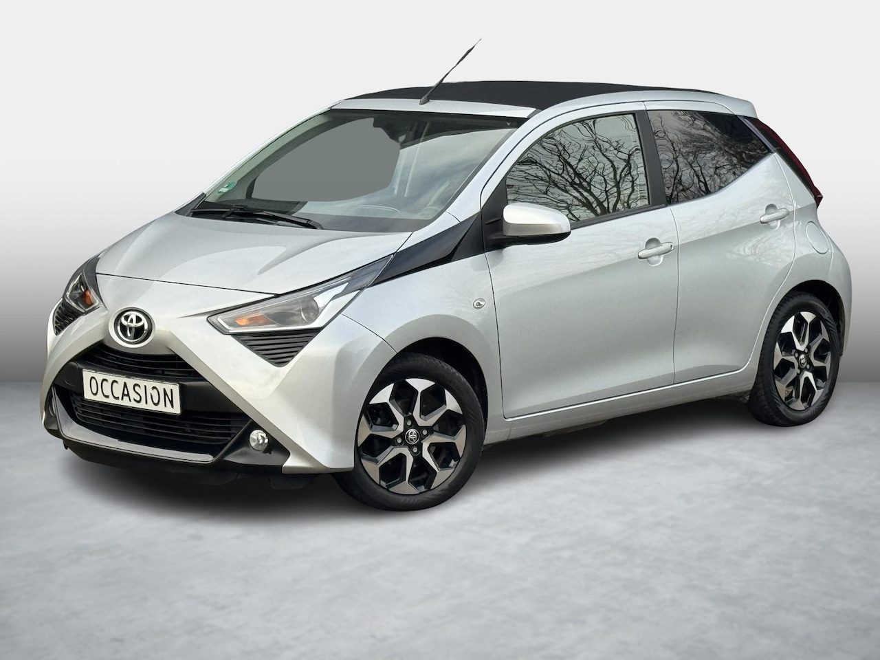 Toyota Aygo - 1.0 VVT-i x-joy cabrio 1.0 VVT-i x-joy cabrio - AutoWereld.nl