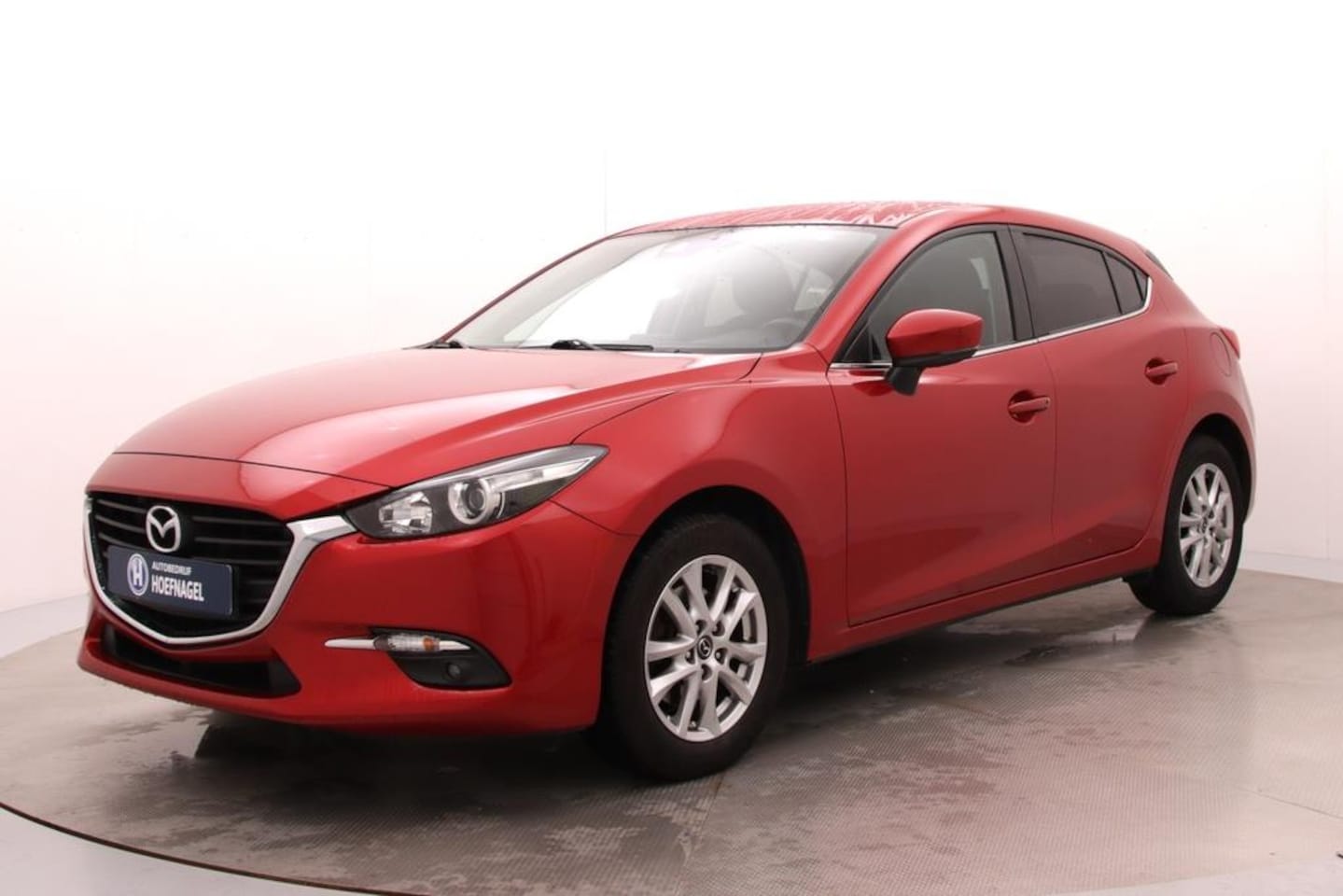 Mazda 3 - 2.0 SkyActiv-G 120 SkyLease | Cruise Control | Parkeersensoren | Stoelverwarming | Blind S - AutoWereld.nl