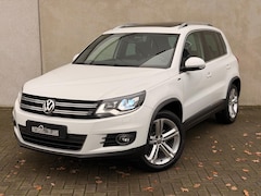Volkswagen Tiguan - 1.4 TSI DSG Pano 18'' R-Line Camera Trekhaak