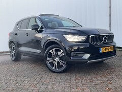 Volvo XC40 - 1.5 T5 262pk Recharge R-Design Pano Stoel/Stuurverw.Trekhaak Harman Kardon Blis