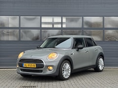 MINI Cooper - 1.5 ONE FIRST SALT I 5-DEURS I AIRCONDITIONING I NAVIGATIE I PARKEERSENSOREN