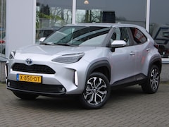 Toyota Yaris Cross - 1.5 Hybrid Dynamic Trekhaak, Voorruit- en Stuurverwarming, Adaptieve Cruise en Climate Con