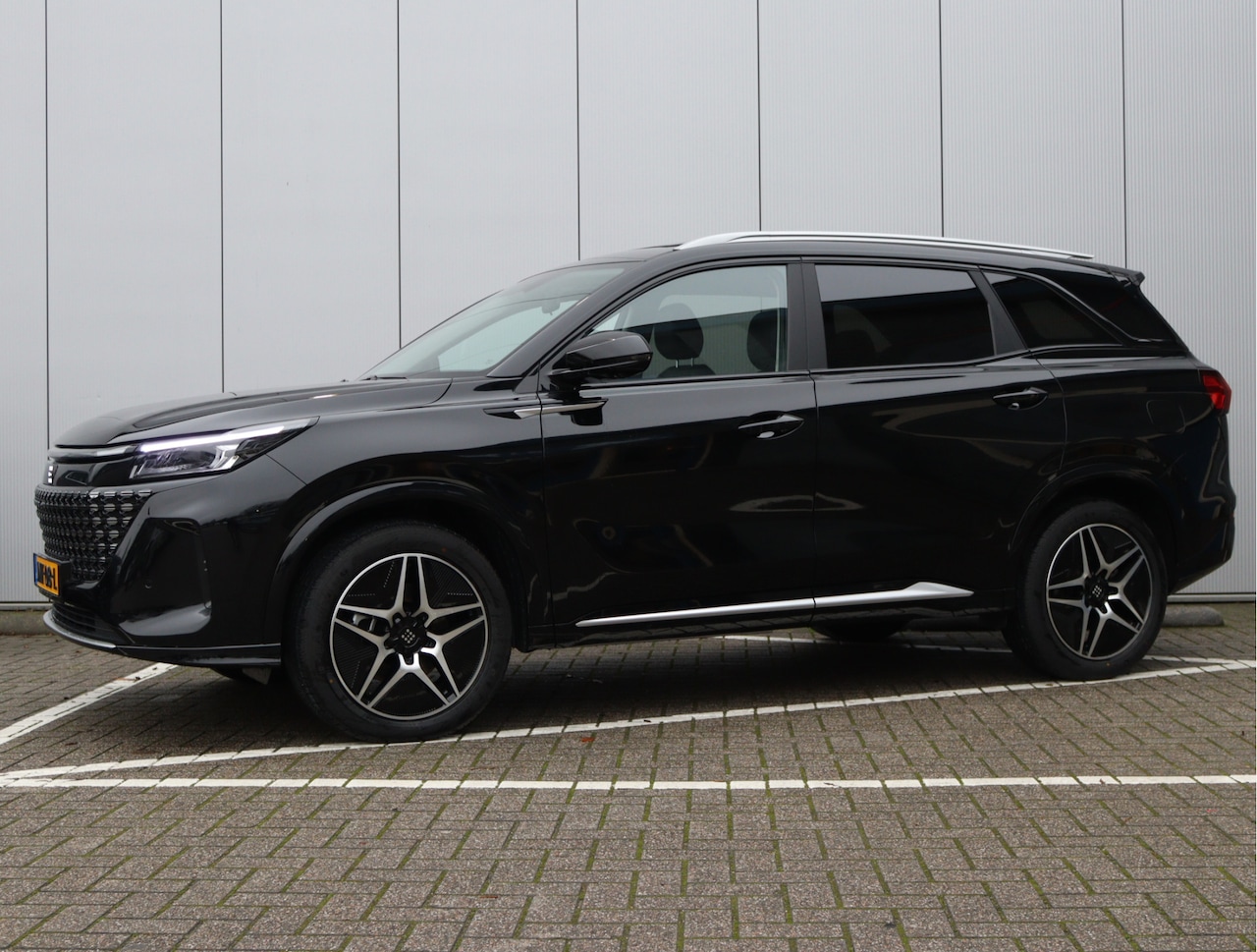 DFSK E5 - PHEV 1.5 | Officieel dealer | 7-persoons | Panoramadak | 360 camera - AutoWereld.nl