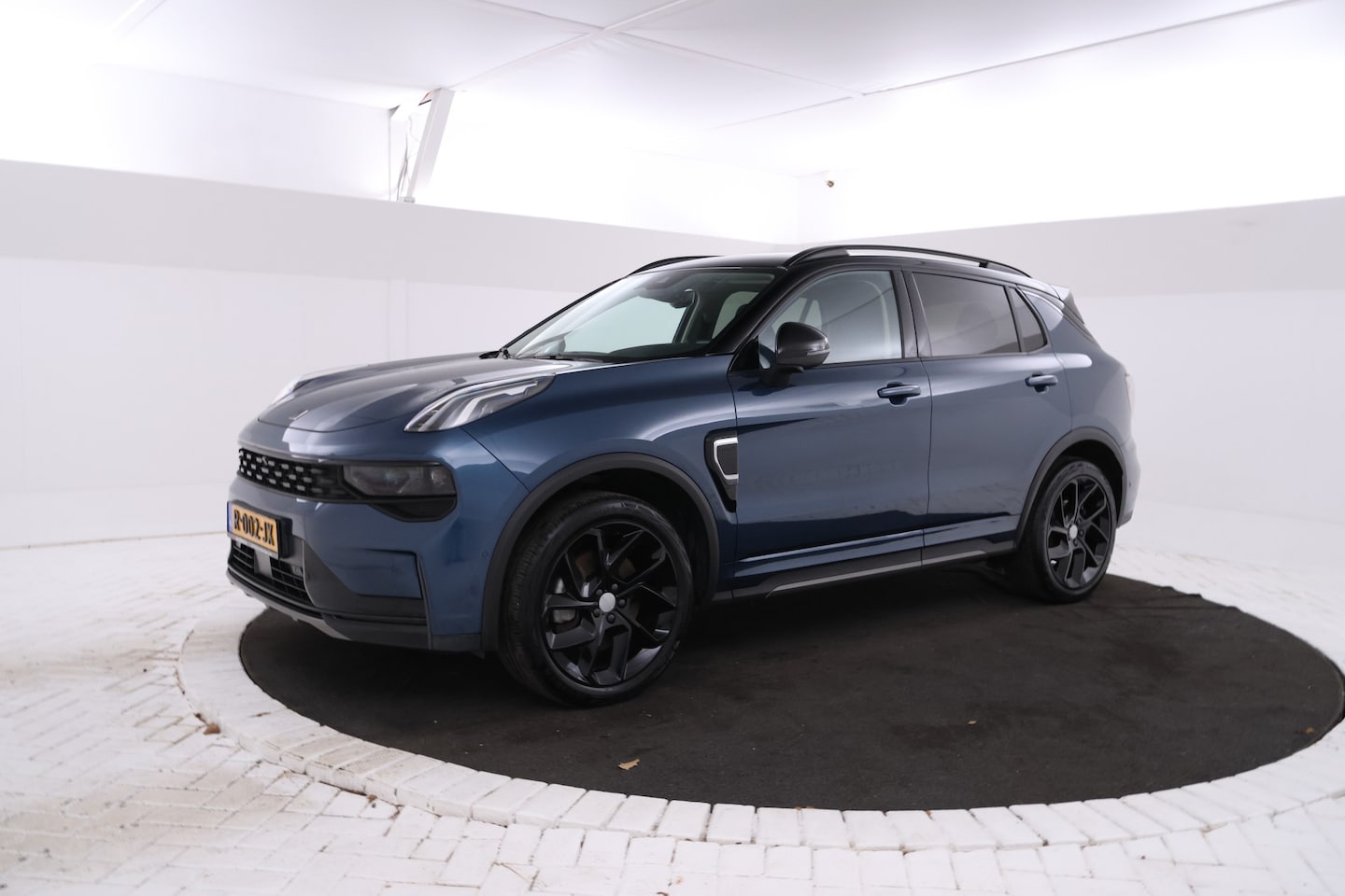 Lynk & Co 01 - 1.5 Black Pack, 360 camera, Climate, - AutoWereld.nl