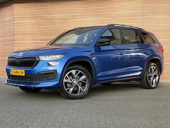 Skoda Kodiaq - 1.5 TSI Sportline Business 7p. Carplay / Trekhaak / Camera / Adpt Cruise / Led enz