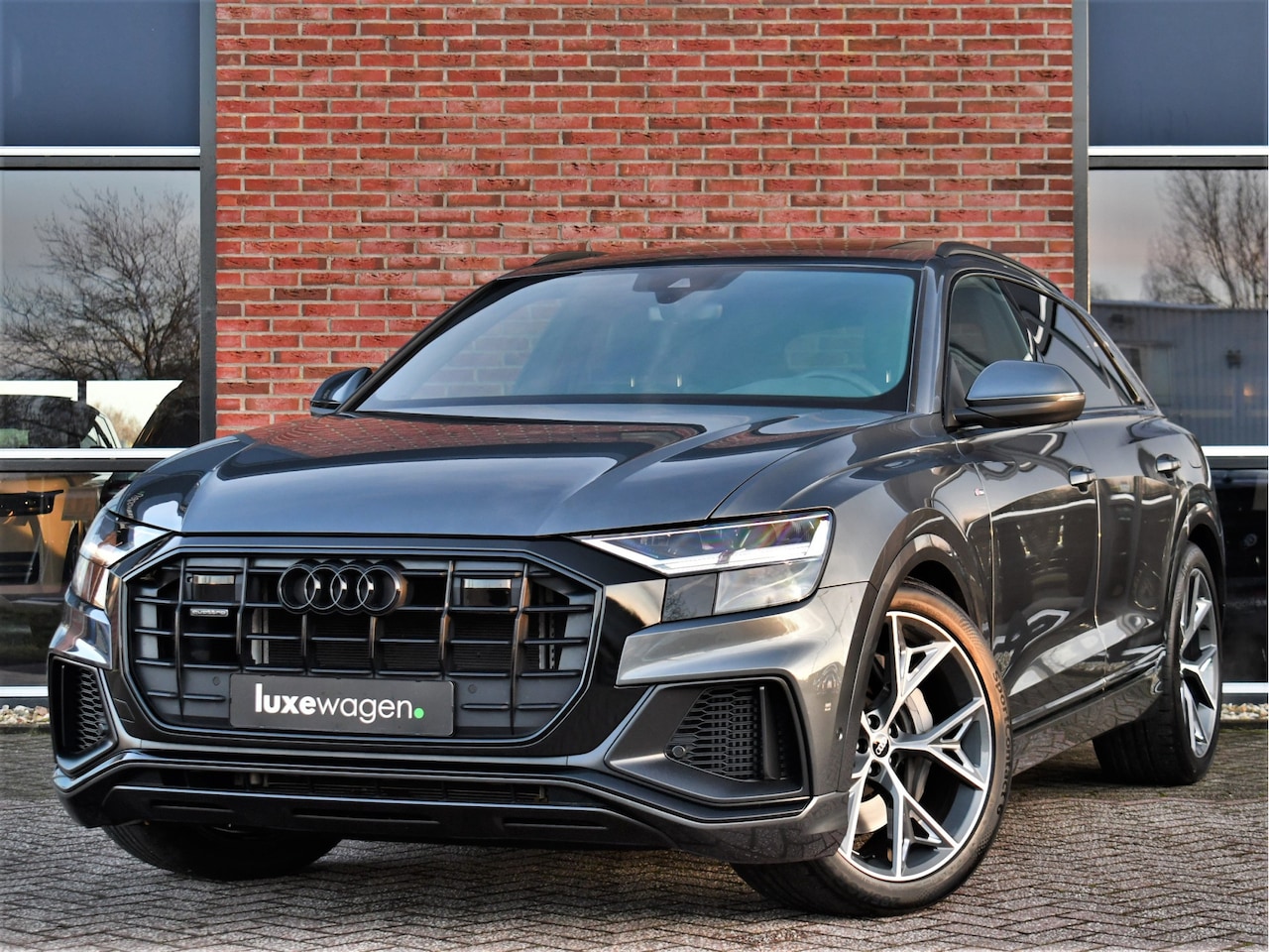 Audi Q8 - 55 TFSI e quattro S-Line Pano ACC B&O 22inch Black-optic - AutoWereld.nl