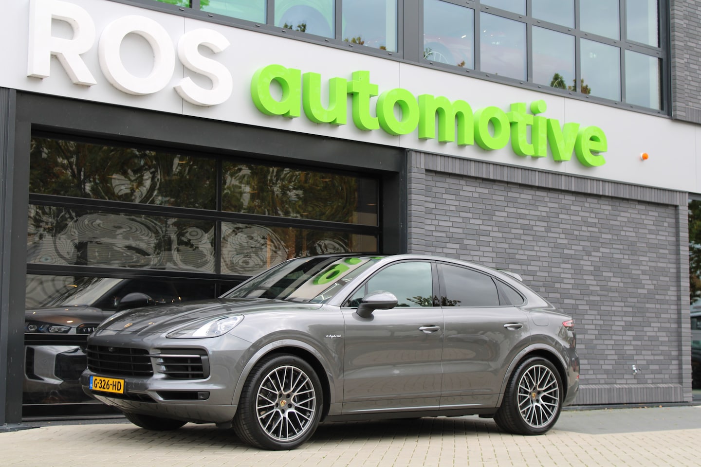Porsche Cayenne Coupé - 3.0 E-Hybrid | NAP | MEMORY | 360 | PANO | SPORTSTOELEN | LUCHTVERING | SPORT CHRONO | - AutoWereld.nl