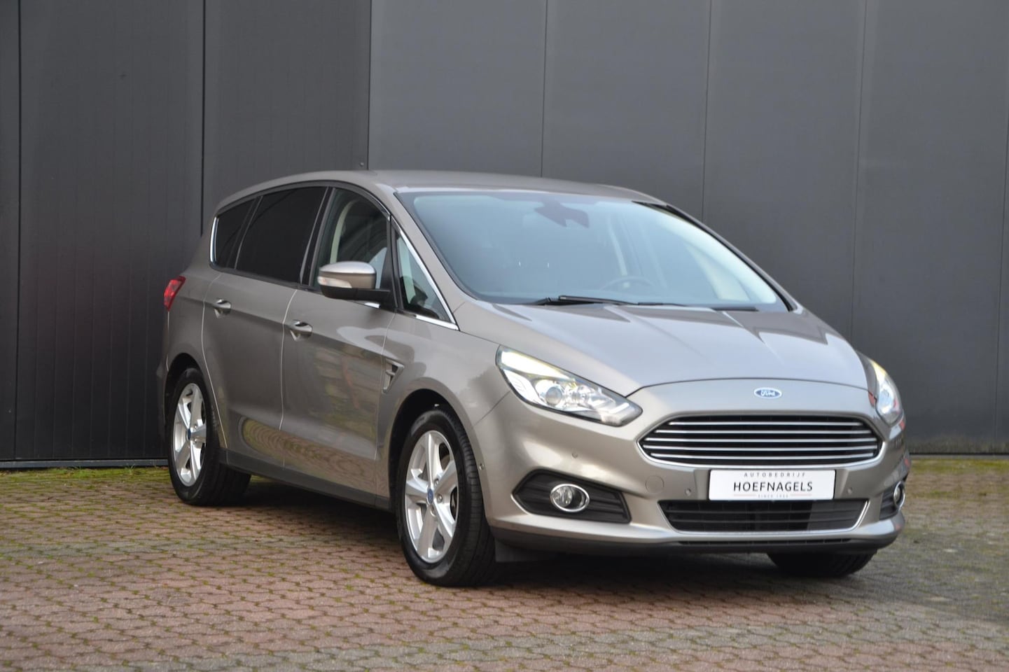 Ford S-Max - 1.5 Titanium 160 PK * 1600 KG TGW * Full-options * - AutoWereld.nl
