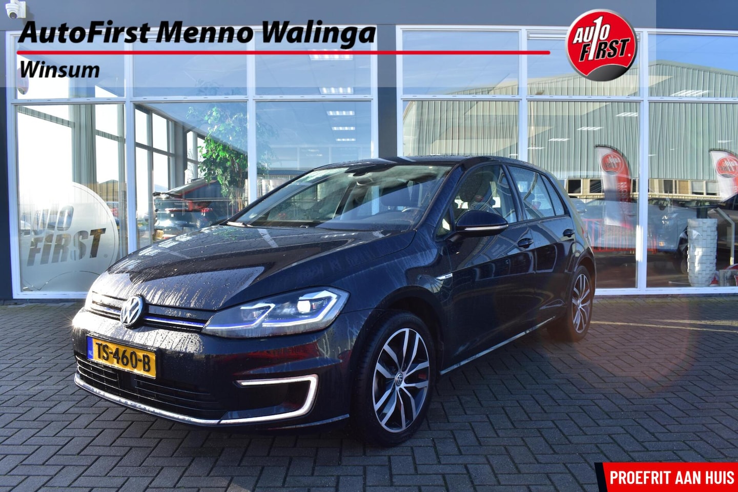 Volkswagen e-Golf - e-Golf|ACC|Stoelverwarming|Lederen bekleding| LED - AutoWereld.nl