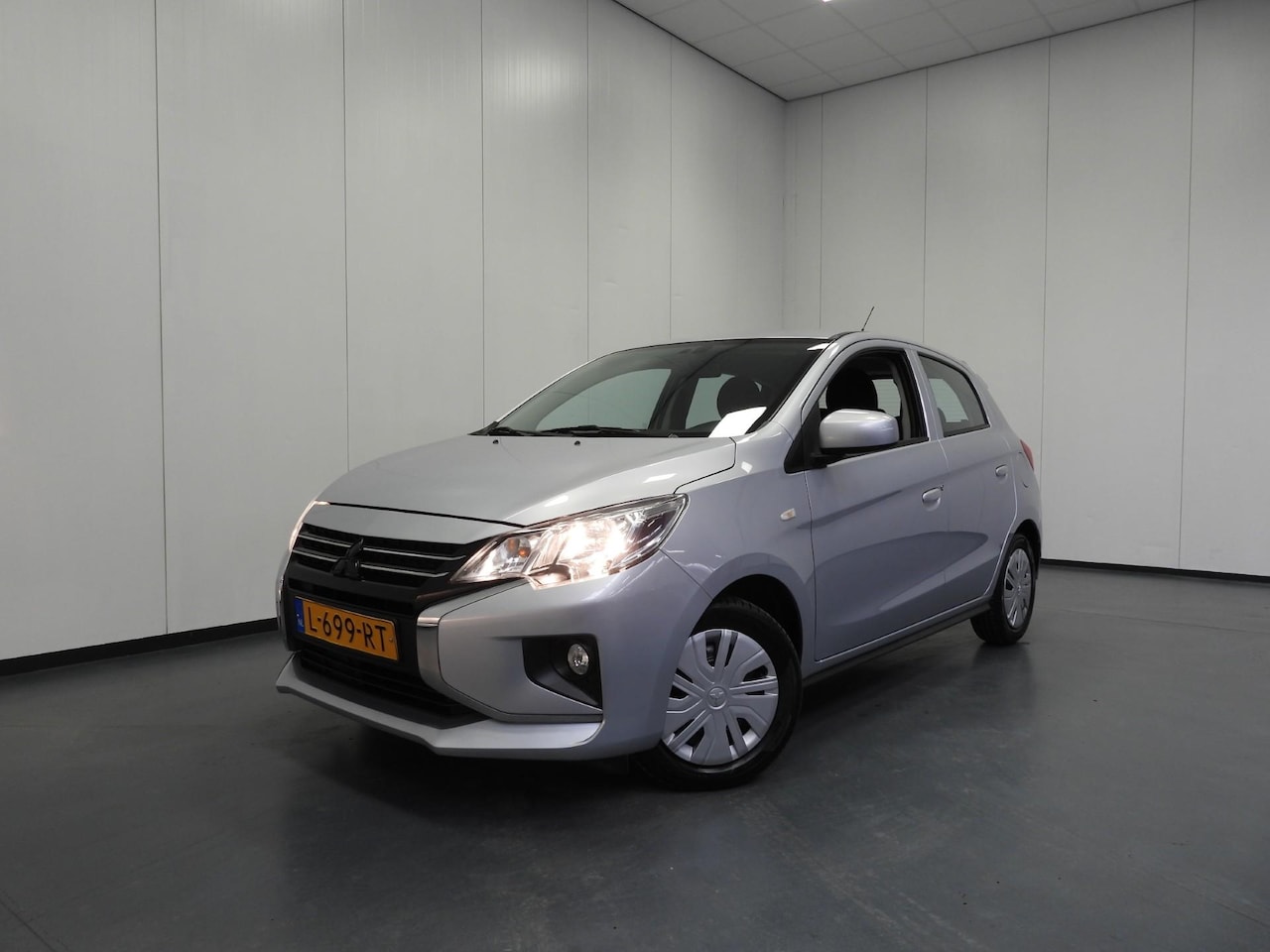 Mitsubishi Space Star - 1.2 Cool+ NAVI-APP/AIRCO/BLUETOOTH! - AutoWereld.nl