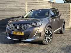 Peugeot 2008 - Allure Pack 1.2 PureTech 130PK EAT8 Automaat Navigatie, Achteruitrijcamera, Apple Carplay,