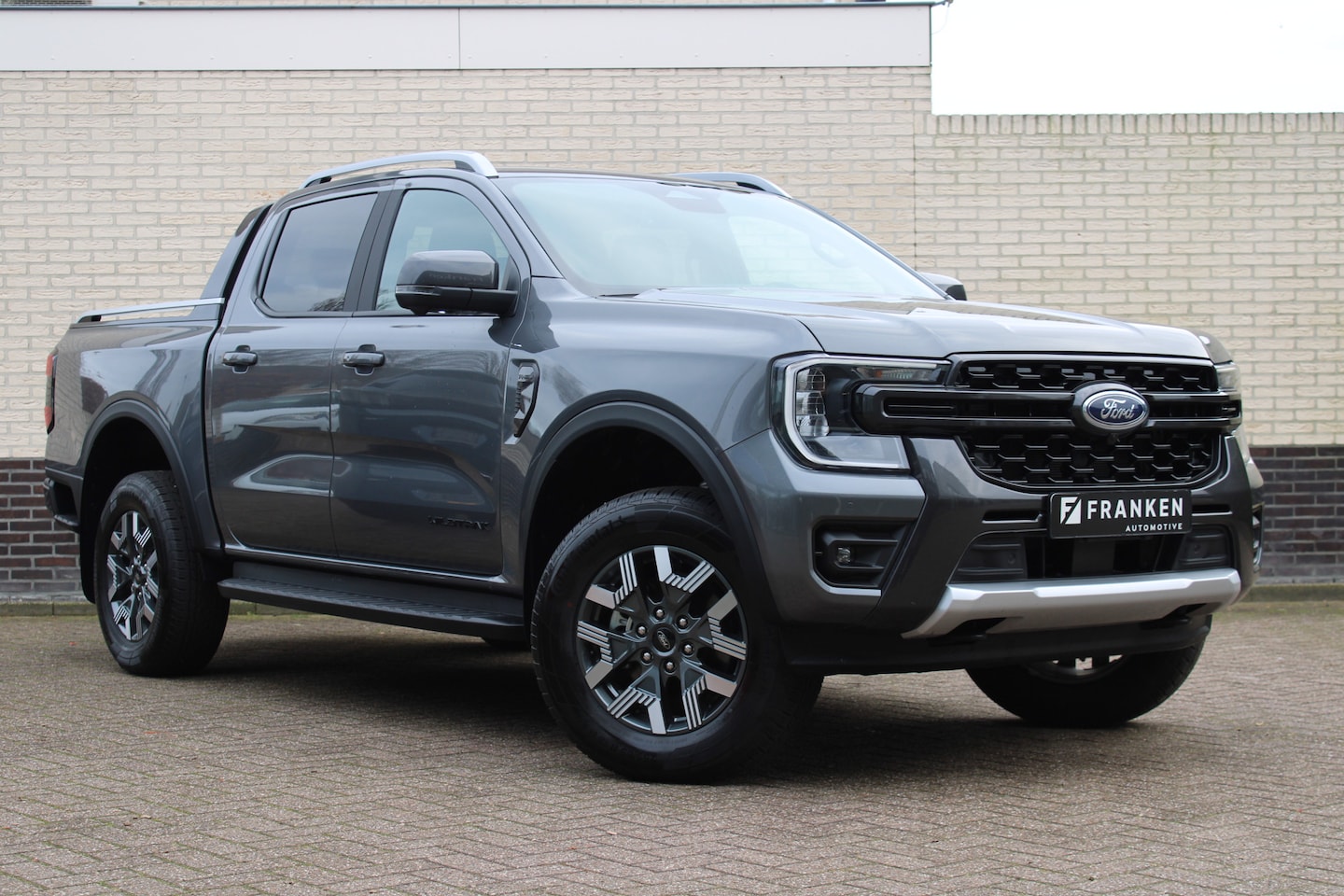 Ford Ranger - 2.3 Double Cab PHEV Wildtrak Nieuw | B&O | Trekhaak | Elektr. Rolhoes | BLIS | Adaptieve c - AutoWereld.nl
