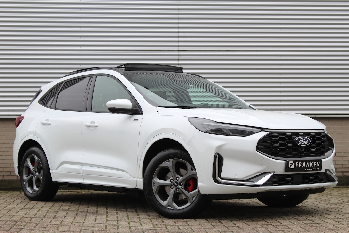 Ford Kuga - 2.5 PHEV ST-Line X | Trekhaak | Panoramadak | AGR | Led | Head-up | B&O - AutoWereld.nl