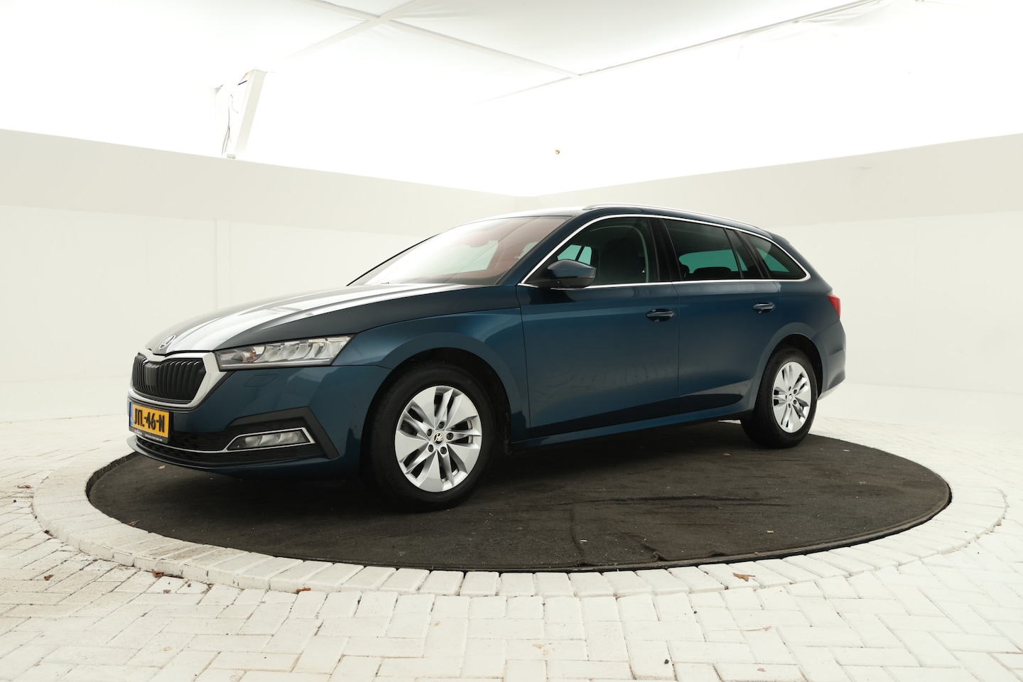 Skoda Octavia Combi - 2.0 TDI Greentech Ambition Navigatie, Virtual cockpit, Navigatie - AutoWereld.nl