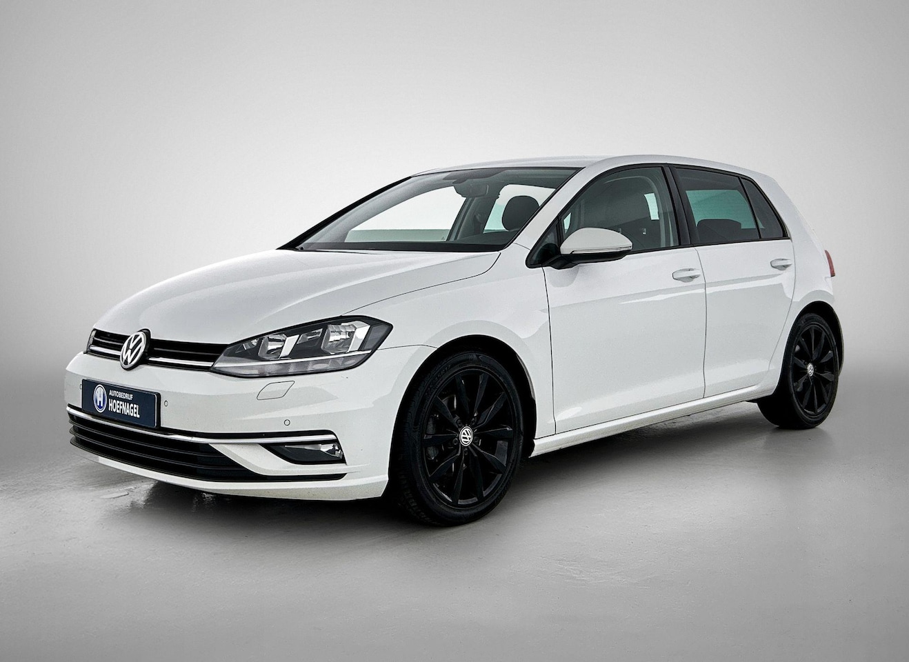 Volkswagen Golf - 1.5 TSI Highline Business | Automaat | Adaptive Cruise | CarPlay | Stoelverwarming | Camer - AutoWereld.nl