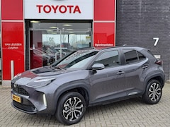 Toyota Yaris Cross - 1.5 Hybrid 115 First Edition PDC BLIND SPOT STUUR- EN STOELVERWARMING