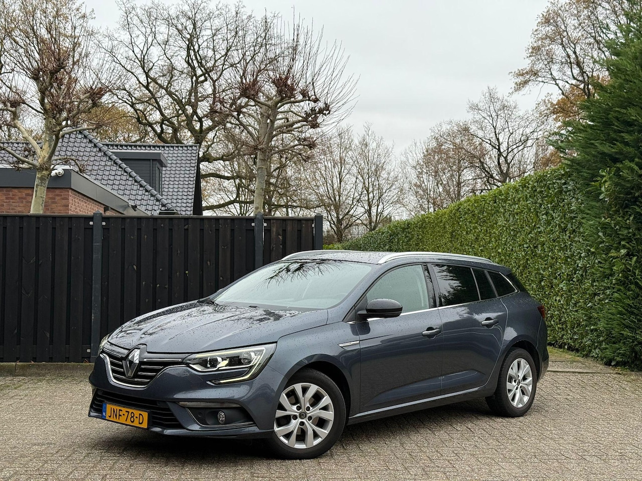 Renault Mégane Estate - 1.3 TCe Limited 1.3 TCe Limited - AutoWereld.nl