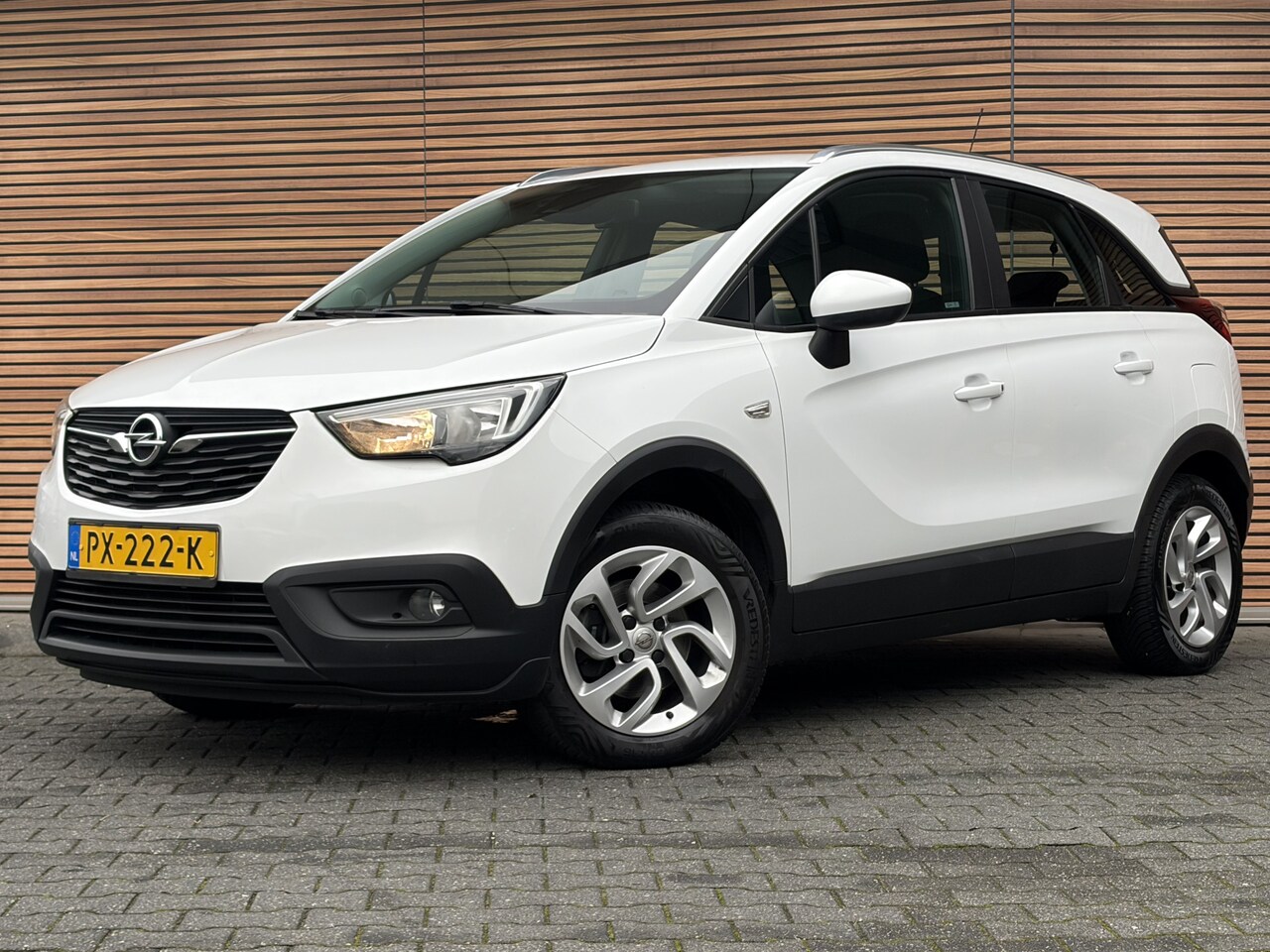 Opel Crossland X - 1.2 Turbo Online Edition Trekhaak / Parkeerhulp / Lm velgen - AutoWereld.nl