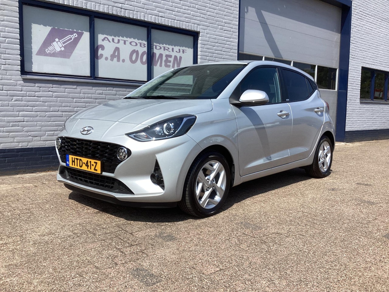 Hyundai i10 - 1.0 MPI Automaat om velgen mistlampen Airco ecc Afleveringsklaar met Garantie - AutoWereld.nl