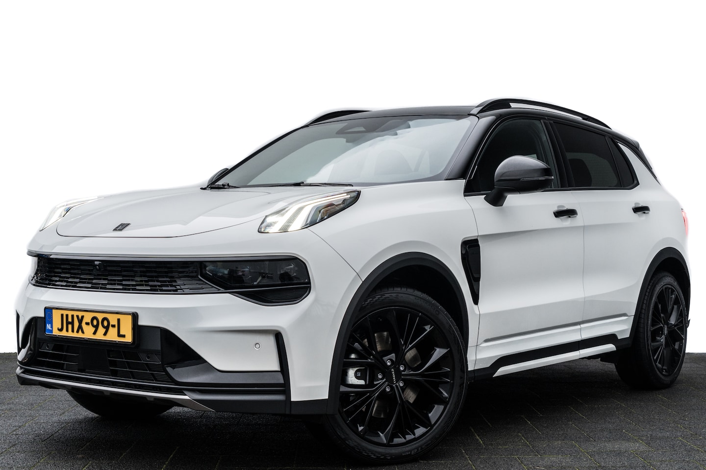 Lynk & Co 01 - 1.5 More MY25 4 Cilinder 276 Pk Plug-In Hybride I Leder I Full Options - AutoWereld.nl
