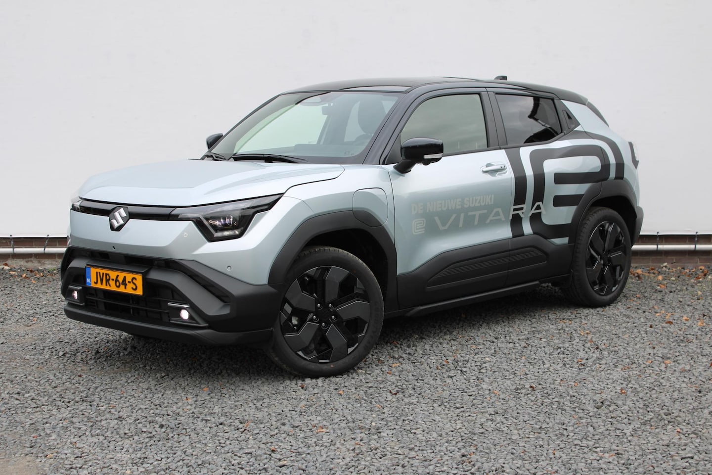 Suzuki e Vitara - Style 61 kWh DEMO, MET PANORAMADAK - AutoWereld.nl