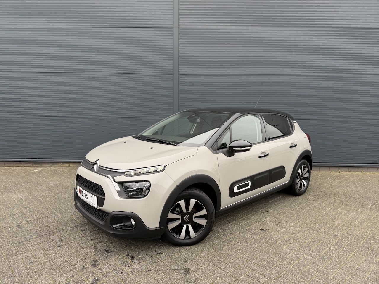 Citroën C3 - 110pk Max (Camera - Keyless Entry - Automatische Airco - LED - Navigatie - Apple Carplay) - AutoWereld.nl