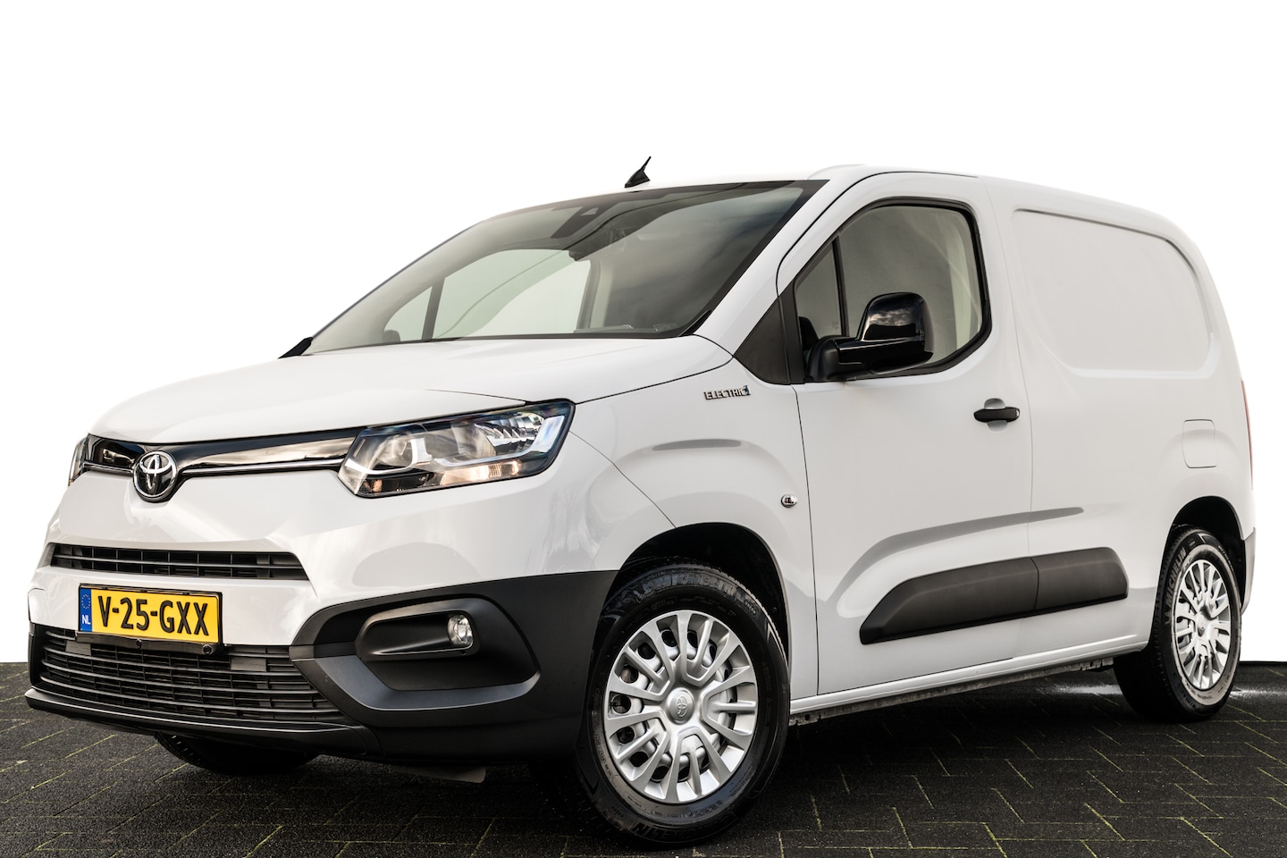 Toyota PROACE CITY Electric - Live 50 kWh I Leder I 3 Zits I Trekhaak I Betimmering I Camera - AutoWereld.nl