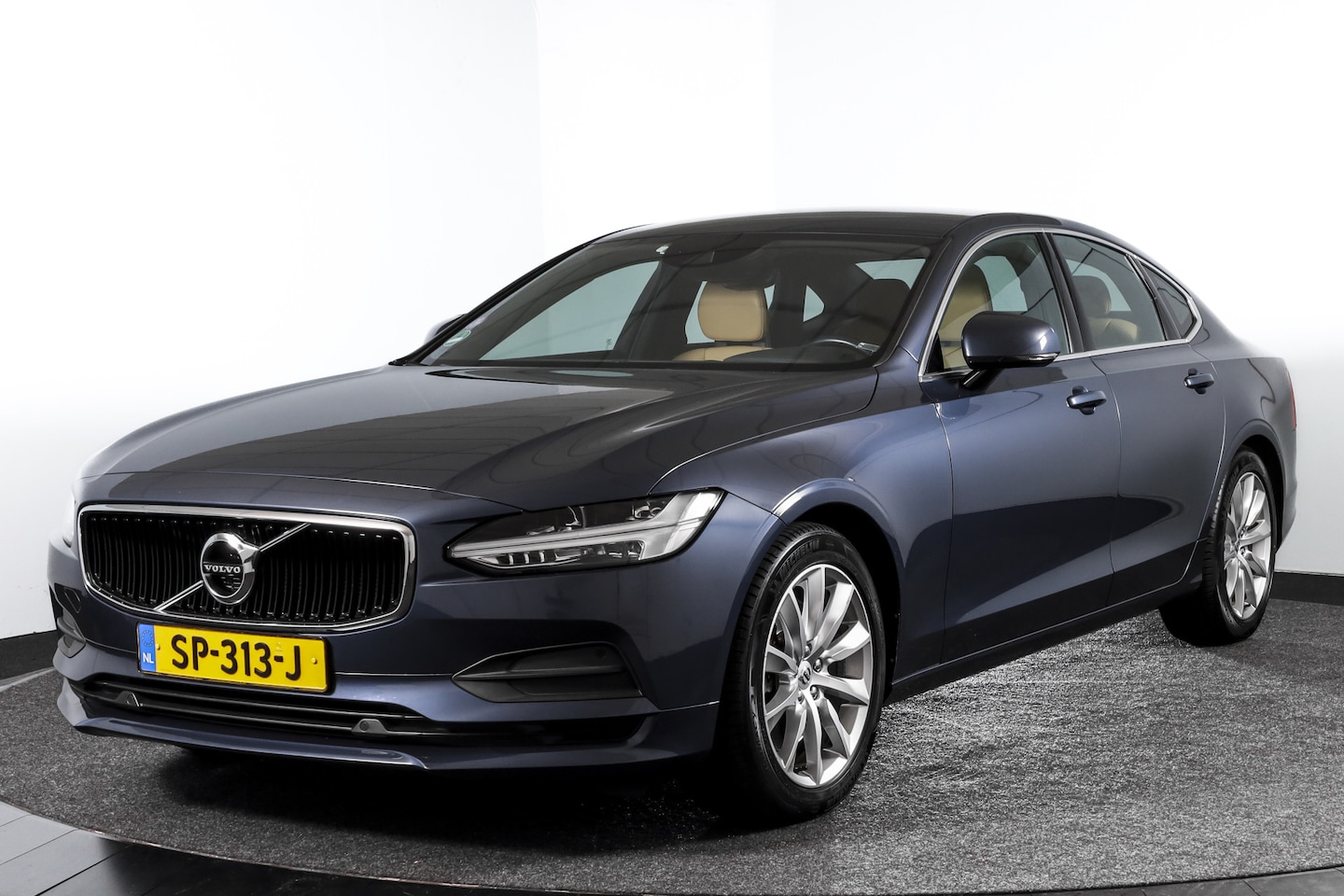 Volvo S90 - 2.0 T4 190 PK Momentum+ - Automaat Orig. NL | Polestar Engineerd | Dig. Cockpit | Cruise | - AutoWereld.nl