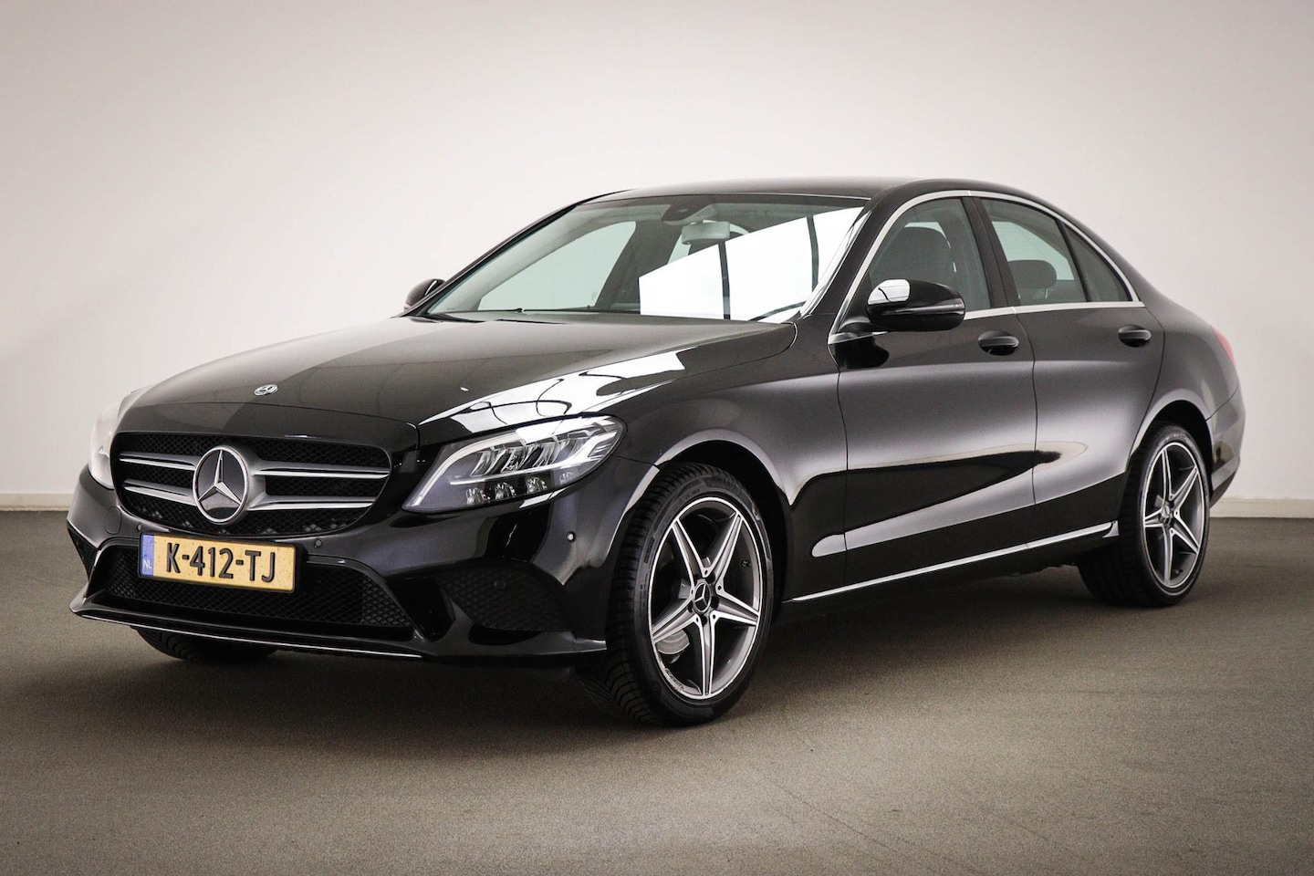 Mercedes-Benz C-klasse - 180 Business Solution Avantgarde | LED | STOELVERWARMING | APPLE | CAMERA | 18" - AutoWereld.nl