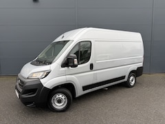 Fiat Ducato - 140pk L2H2 (Trekhaak - Camera - Navigatie - Automatische Airco - Houten vloer + Zijwand pa