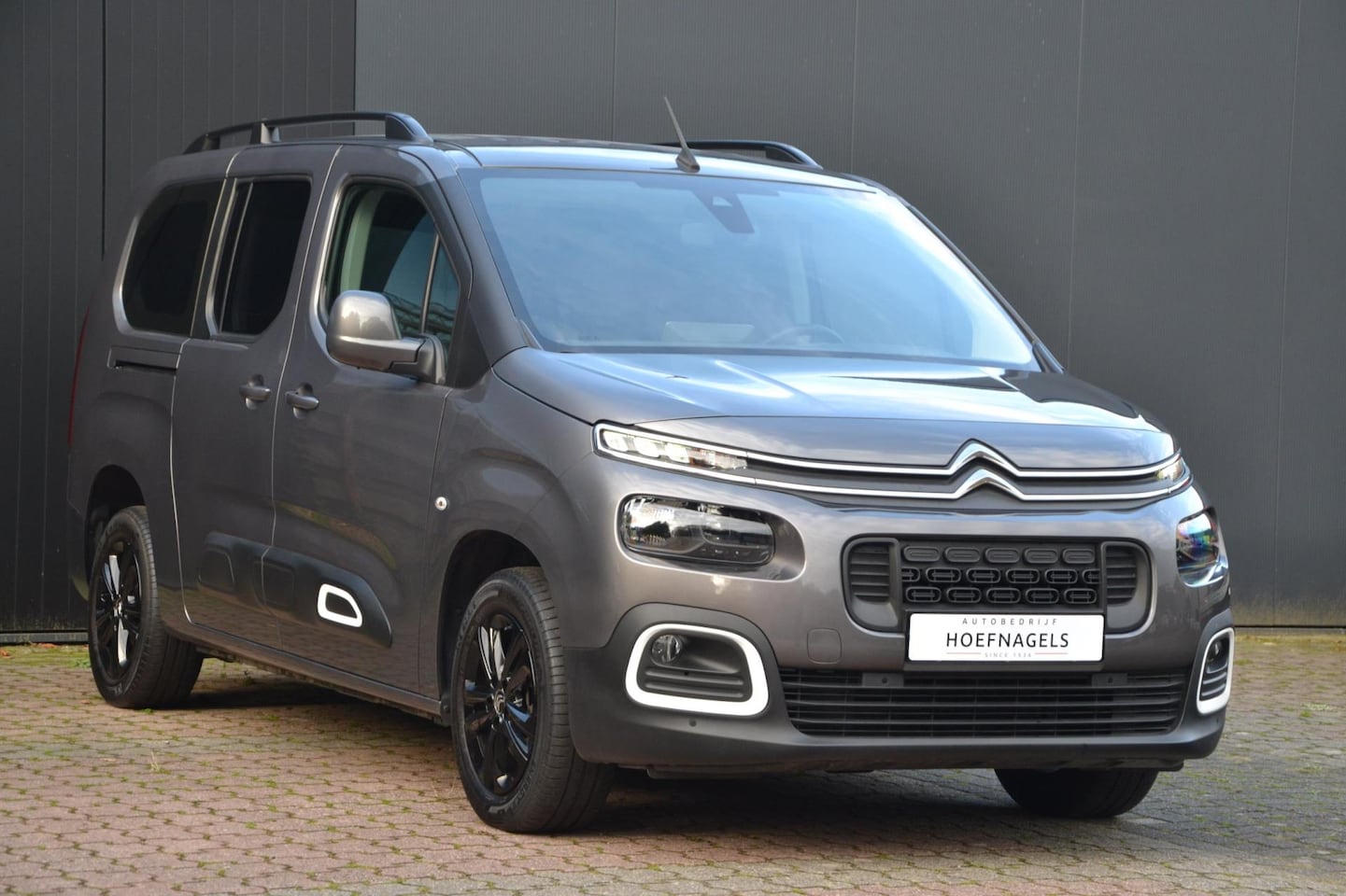Citroën Berlingo XL - 1.2 130 PK Shine * Automaat * Nav * - AutoWereld.nl