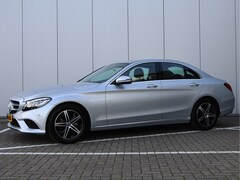 Mercedes-Benz C-klasse - 180 Avantgarde | Parkeercamera | Navigatie | Org. NL