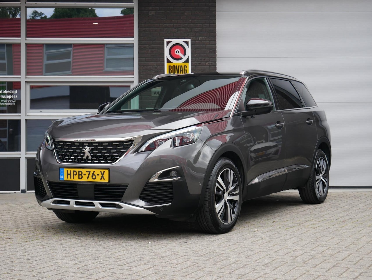 Peugeot 5008 - 1.2 PureTech GT-Line Automaat| 7Persoons| Navi+BT| Camera| Dealer onderhouden - AutoWereld.nl