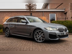 BMW 5-serie Touring - 530e Business Edition Plus M-Sport Laser Pano Memory Leder 19''