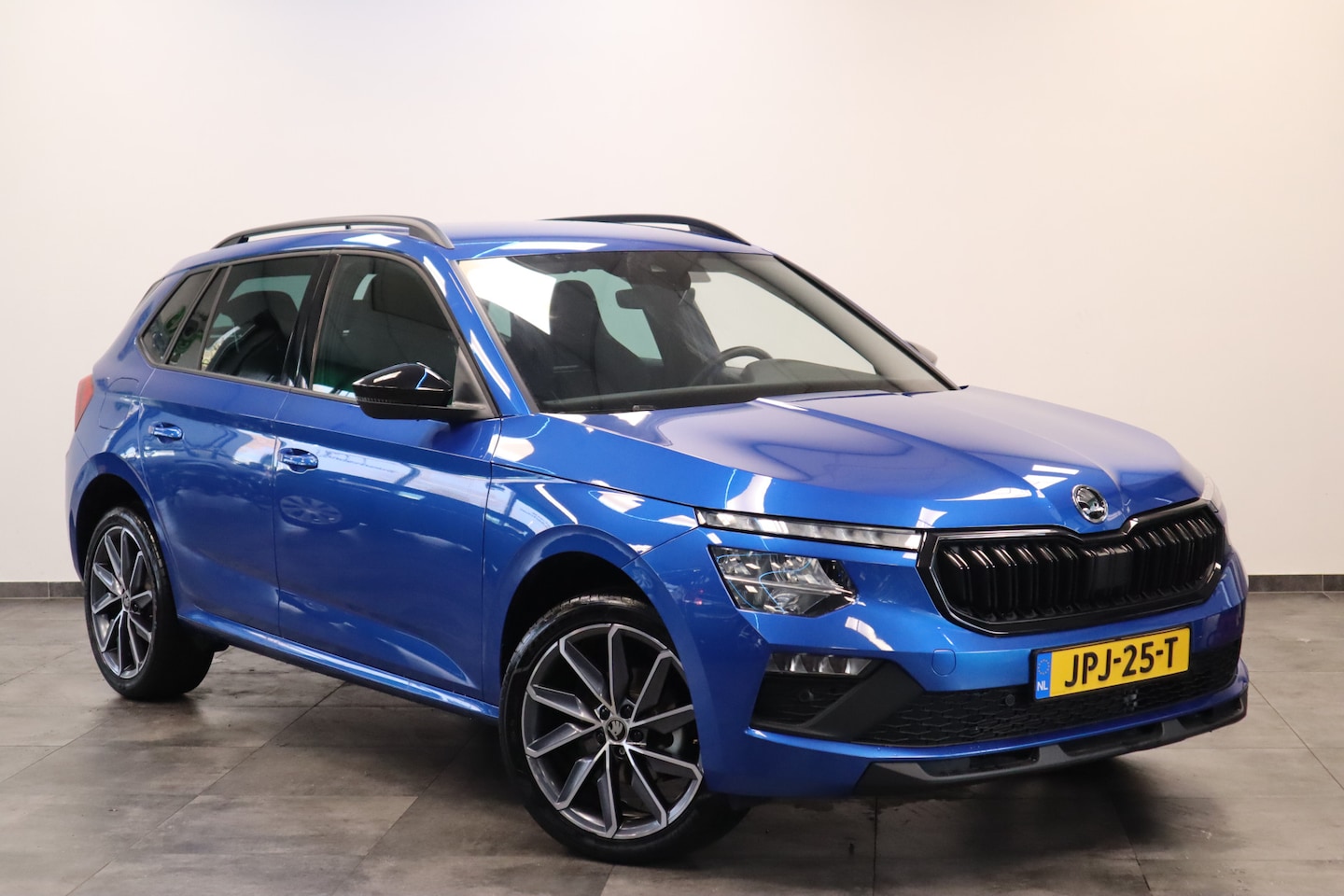 Skoda Kamiq - 1.5 TSI ACT Sport Business Full-led CruiseControl 18'lmv 24 maanden garantie mogelijk (*vr - AutoWereld.nl
