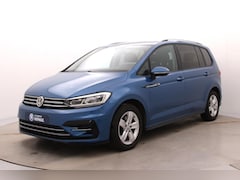 Volkswagen Touran - 1.5 TSI Highline Business R 7p | Automaat | Adaptive cruise | Stoelverwarming | CarPlay |