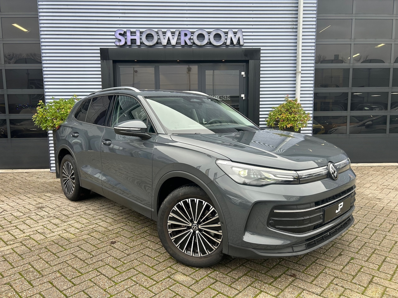 Volkswagen Tiguan - 1.5 eTSI Life Edition ACC|Winterpakket|Automaat|Sfeerverlichting|Cruise - AutoWereld.nl