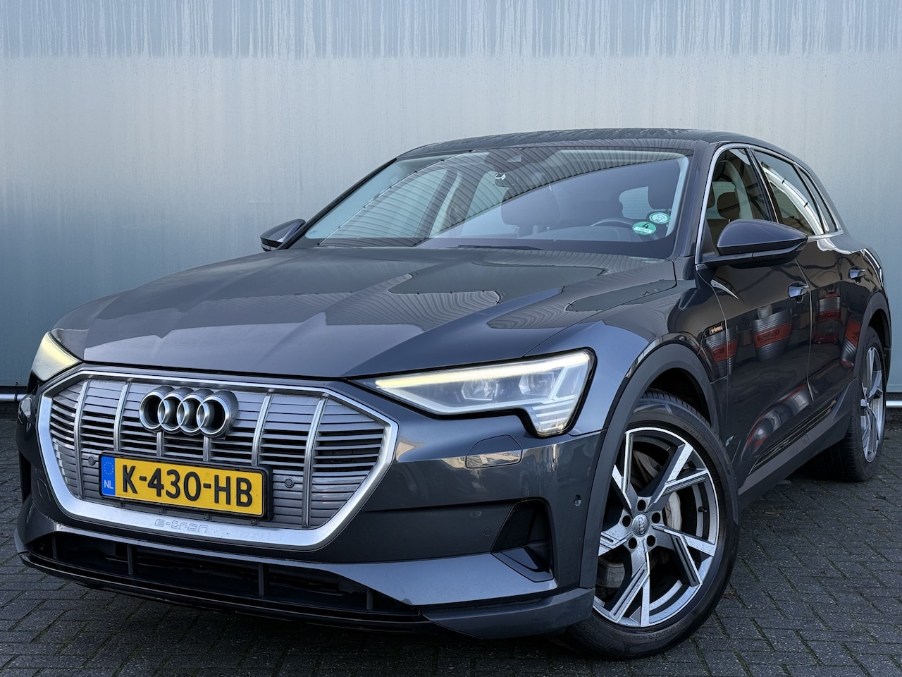 Audi e-tron - BWJ 2020 55 408 PK quattro edition 95 kWh 20" LMV | CRUISE | CLIMA | CARPLAY | PDC | ELEK. - AutoWereld.nl