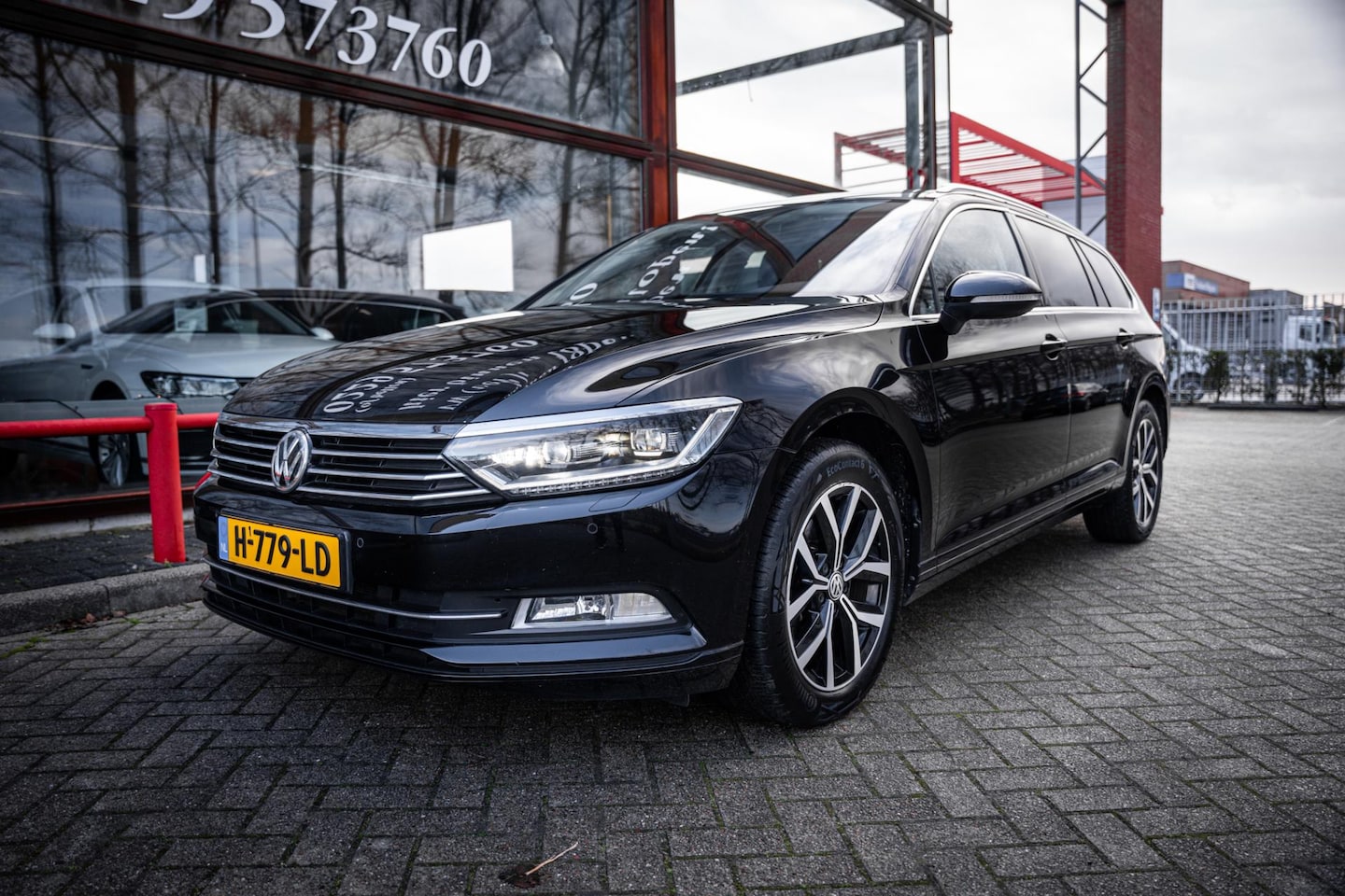 Volkswagen Passat Variant - 1.5 TSI Highline | Automaat | Adaptieve cruise control | Stoel Verwarming | Parkeer hulp | - AutoWereld.nl